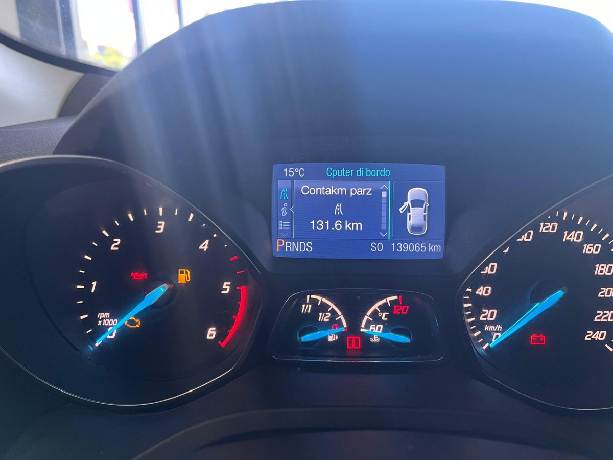 Ford Kuga 2.0 TDCi 163 CV 4WD Individual DPF (8)
