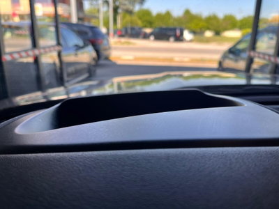 Jaguar E-Pace 2.0D 180 CV AWD S (11)