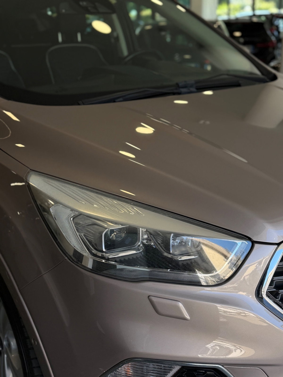 Ford Kuga 2.0 TDCI 180 CV S&S 4WD Powershift Vignale (16)