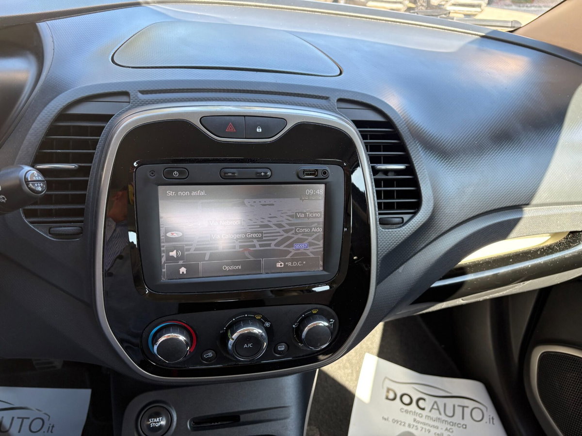 Renault Captur 1.5 dCi 8V 90 CV Start&Stop Zen (11)