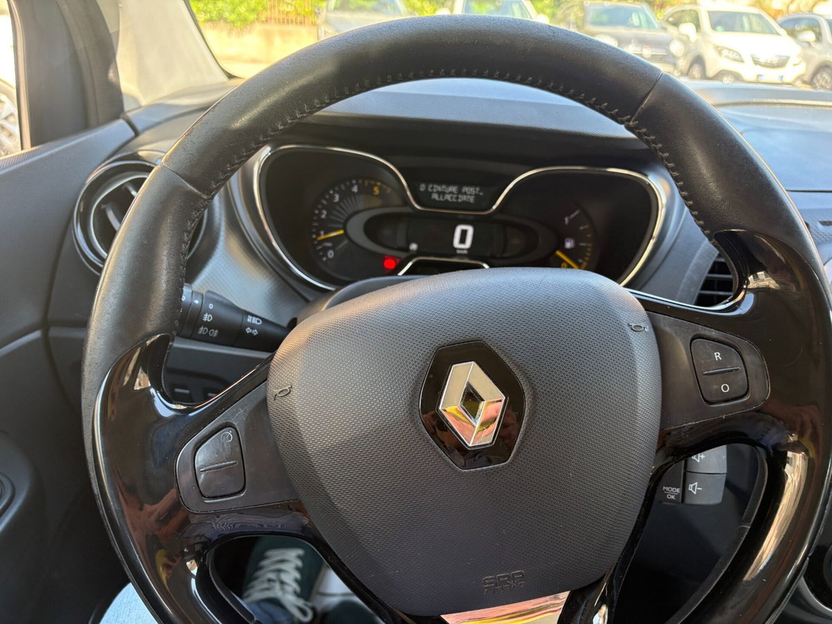 Renault Captur 1.5 dCi 8V 90 CV Start&Stop Zen (12)
