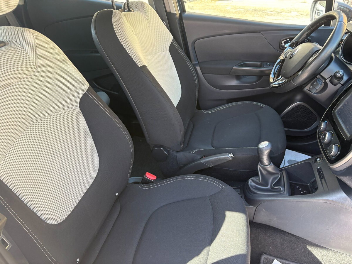 Renault Captur 1.5 dCi 8V 90 CV Start&Stop Zen (8)