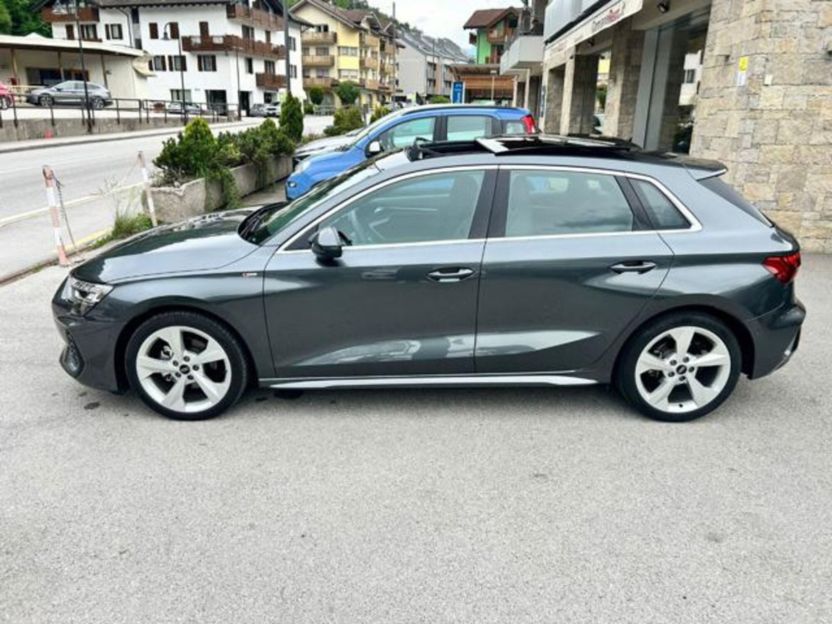 Audi A3 Sportback 35 TDI S tronic S line edition (4)