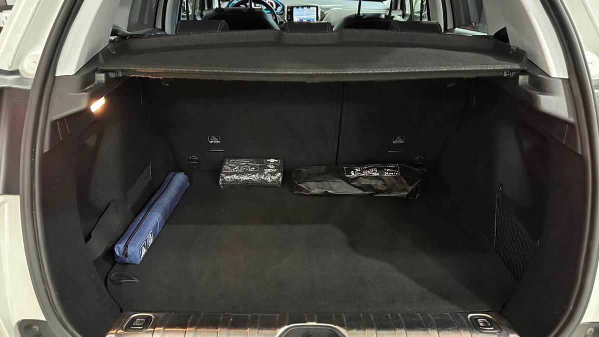 Peugeot 2008 100 S&S Allure (18)
