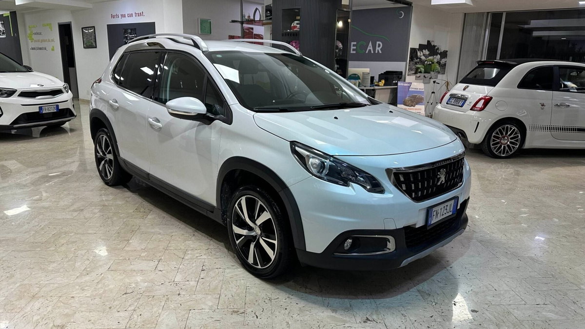 Peugeot 2008 100 S&S Allure (7)