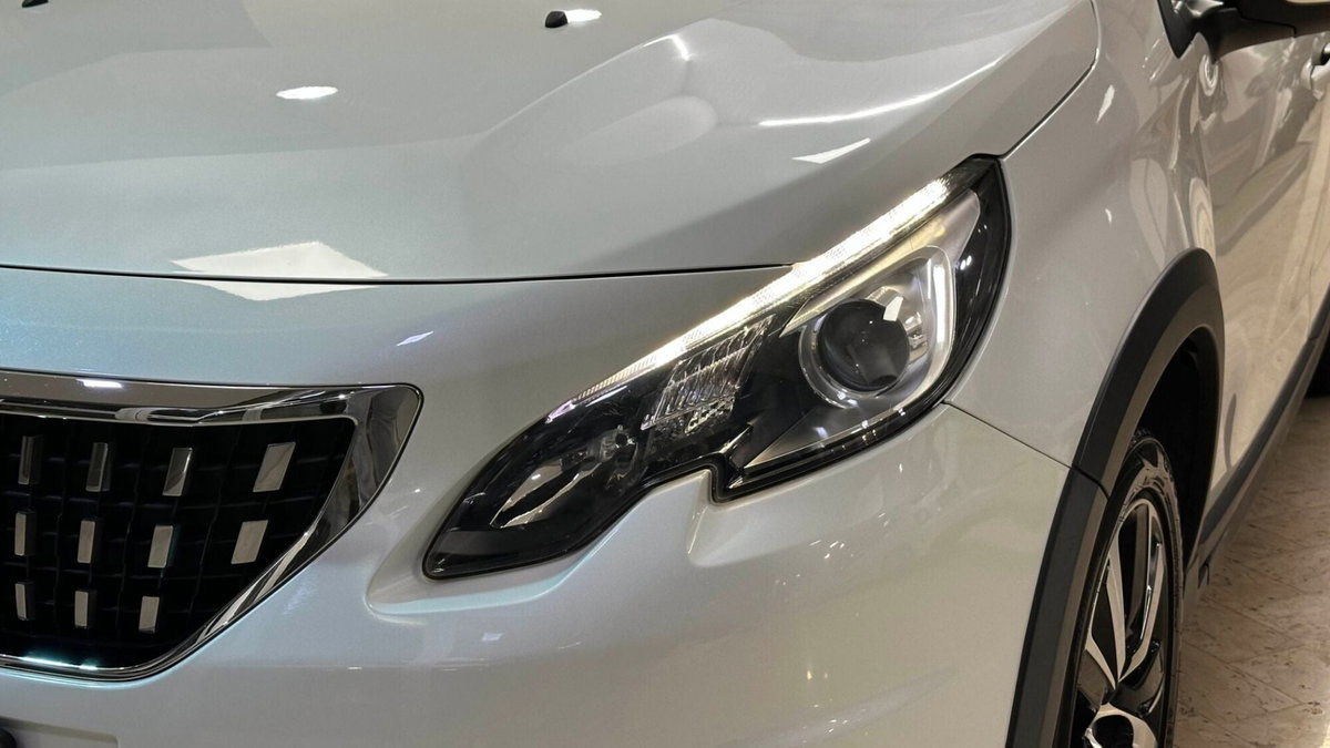 Peugeot 2008 100 S&S Allure (8)