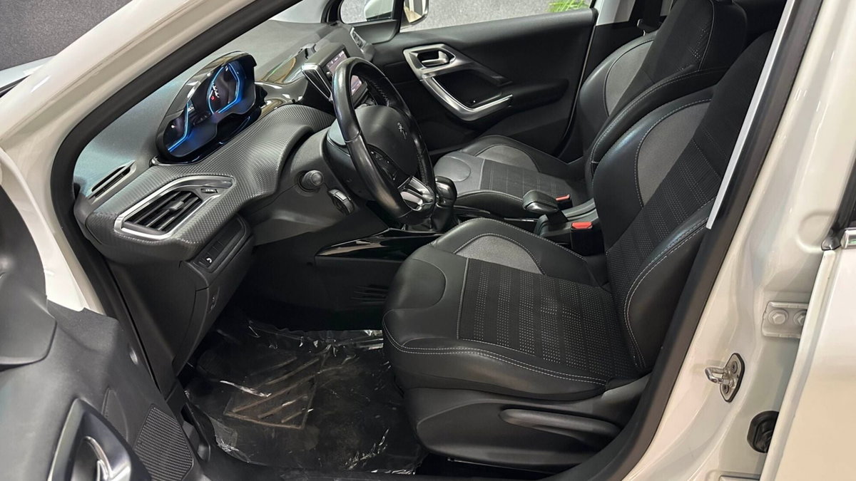 Peugeot 2008 100 S&S Allure (9)
