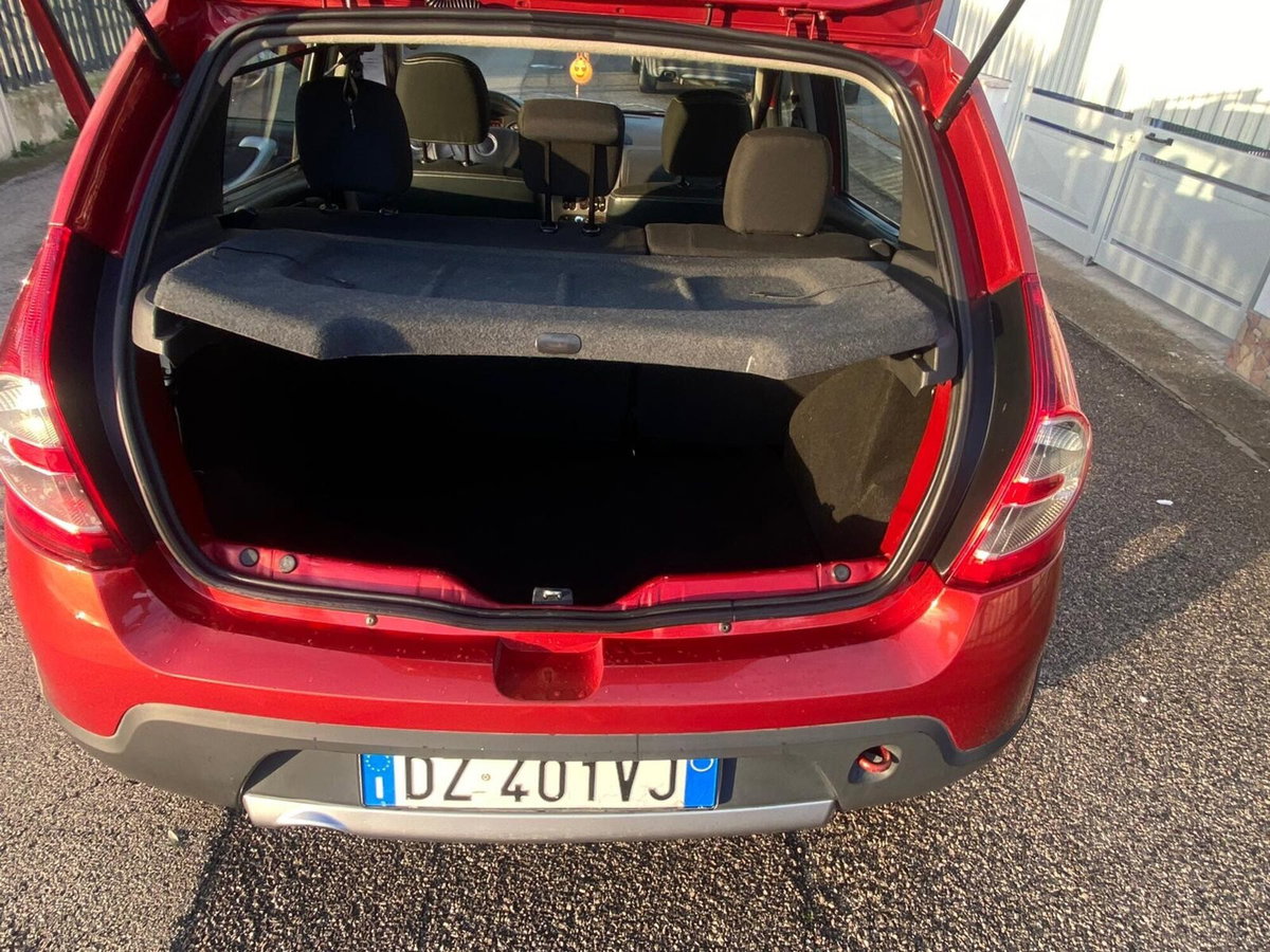 Dacia Sandero Stepway 1.6 8V 90CV (15)