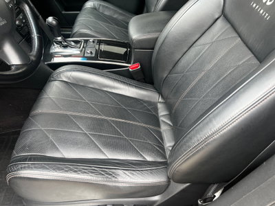 Infiniti FX FX30d S Premium (19)