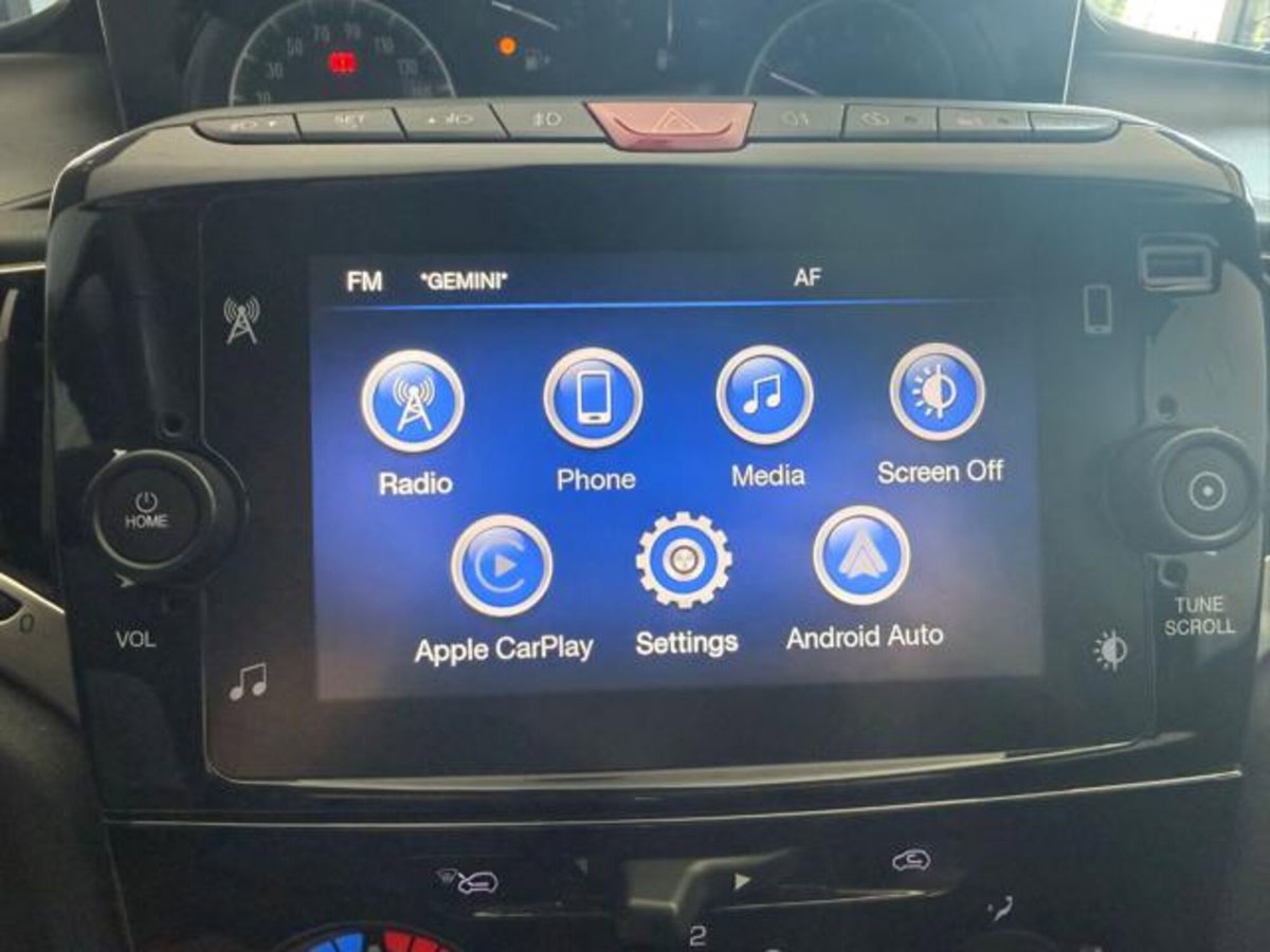 Lancia Ypsilon 1.0 FireFly 5 porte S&S Hybrid Ecochic Gold (16)