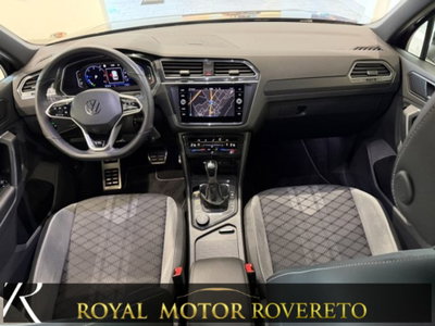 Volkswagen Tiguan 2.0 TDI 150 CV SCR DSG 4MOTION R-Line (14)