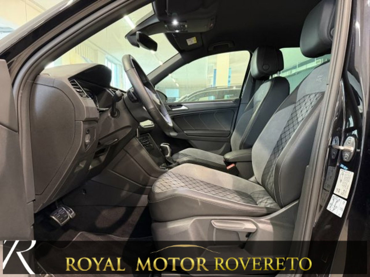 Volkswagen Tiguan 2.0 TDI 150 CV SCR DSG 4MOTION R-Line (8)