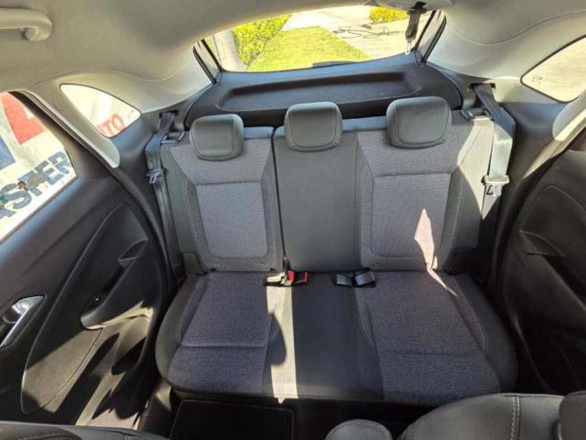 Opel Crossland 1.5 ECOTEC D 120 CV Start&Stop aut. Elegance (15)