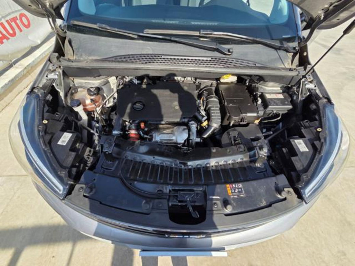 Opel Crossland 1.5 ECOTEC D 120 CV Start&Stop aut. Elegance (20)