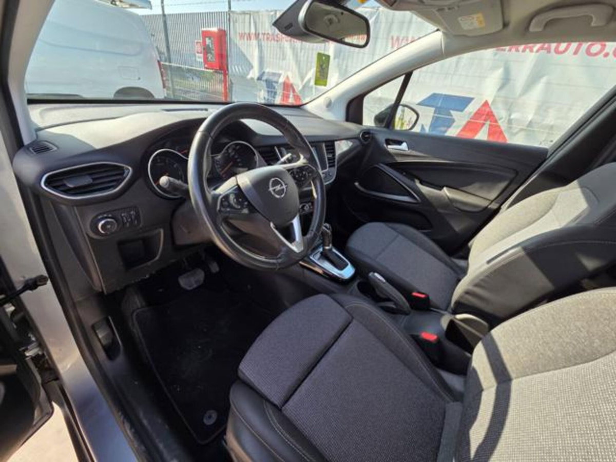 Opel Crossland 1.5 ECOTEC D 120 CV Start&Stop aut. Elegance (9)
