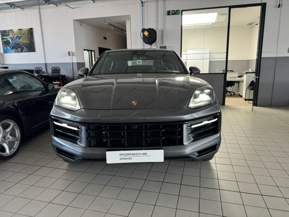 Porsche Cayenne 3.0 e-hybrid tiptronic (2)