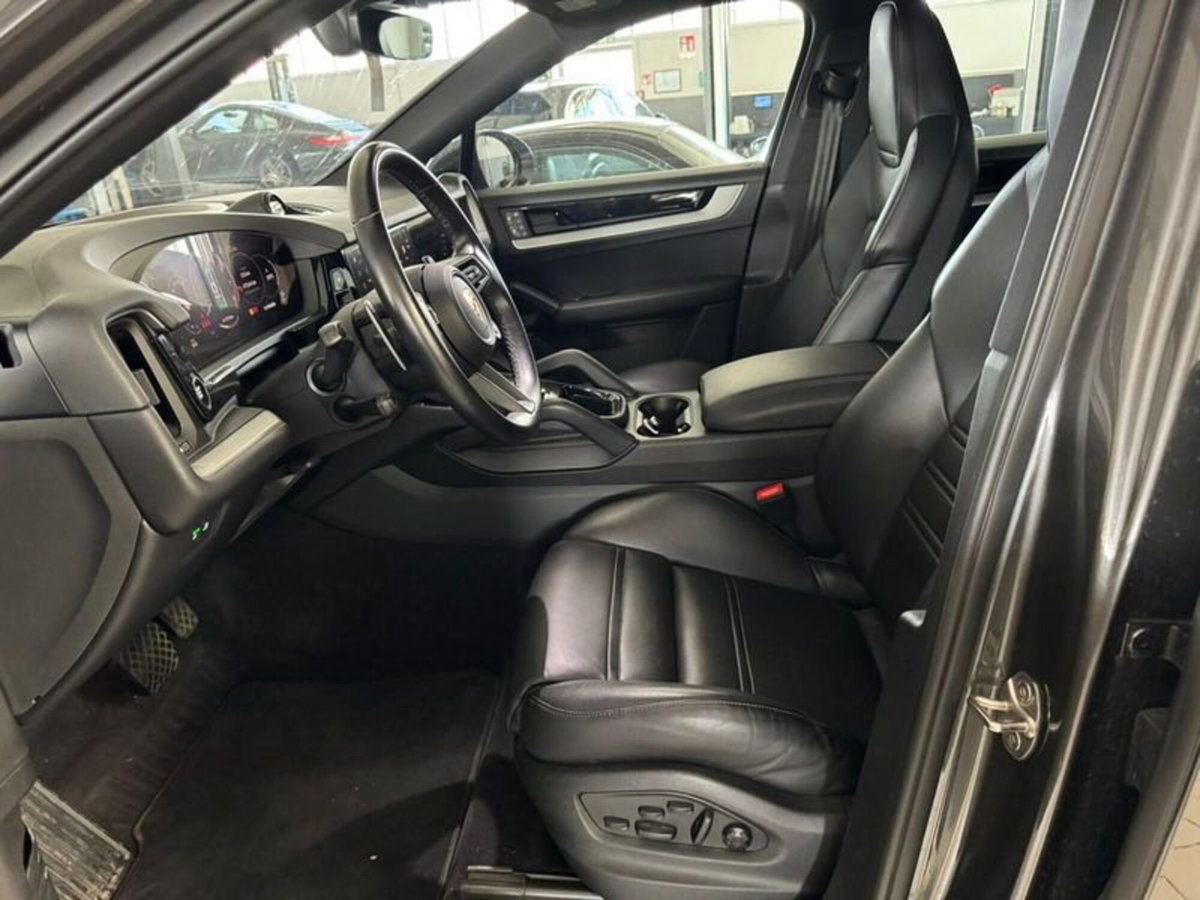 Porsche Cayenne 3.0 e-hybrid tiptronic (9)
