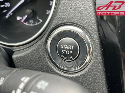 Nissan Qashqai 1.5 dCi 115 CV DCT N-Connecta (18)