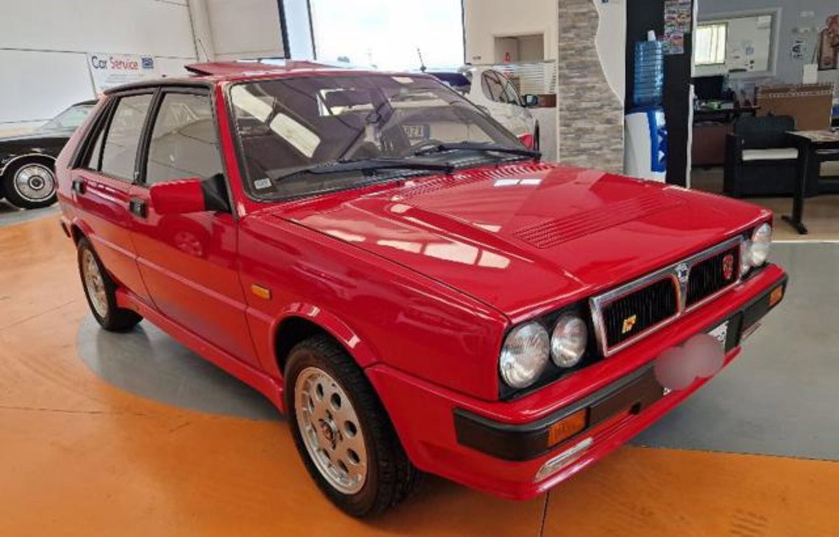Lancia Delta i.e. turbo HF (2)