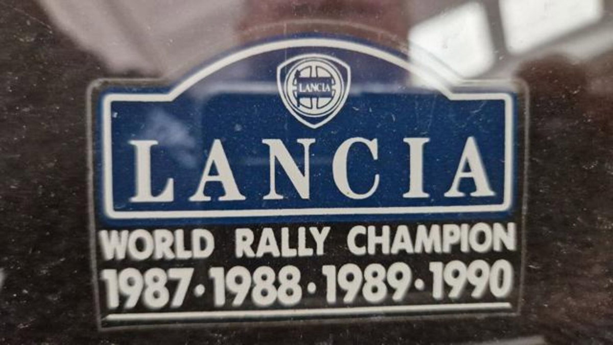 Lancia Delta i.e. turbo HF (8)