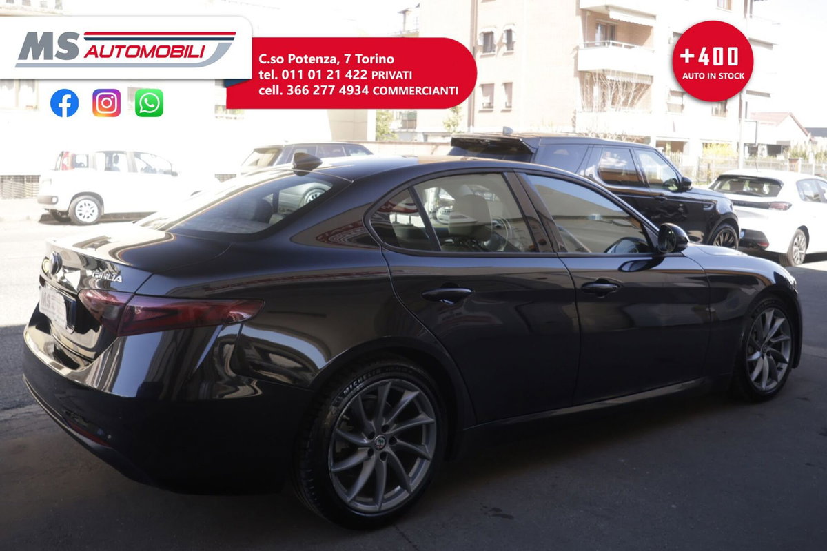 Alfa Romeo Giulia 2.2 Turbodiesel 150 CV AT8 Business (14)