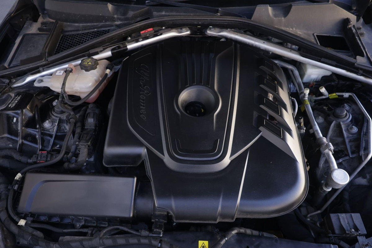 Alfa Romeo Giulia 2.2 Turbodiesel 150 CV AT8 Business (20)
