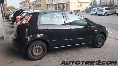 Fiat Grande Punto 1.4 GPL 5 porte Dynamic (4)
