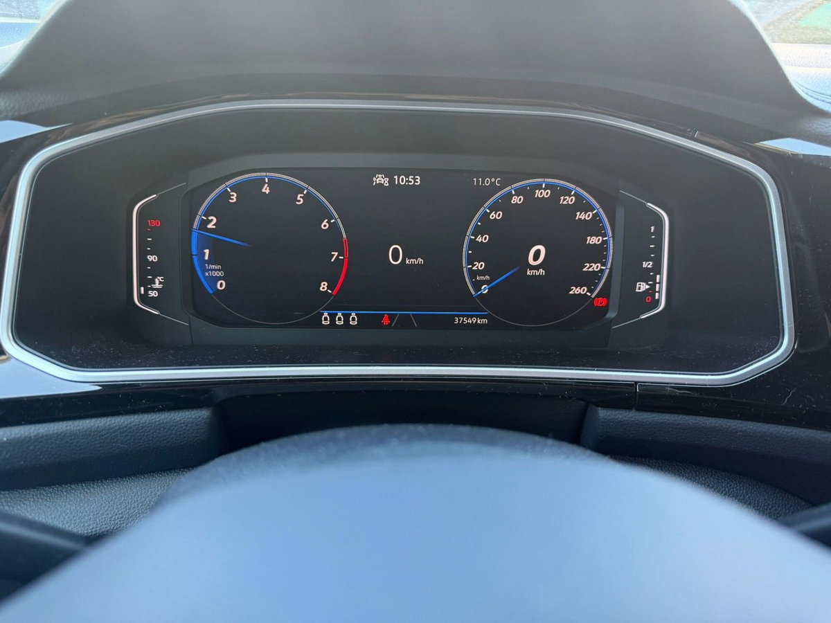 Volkswagen T-Roc 1.0 TSI R-Line (8)