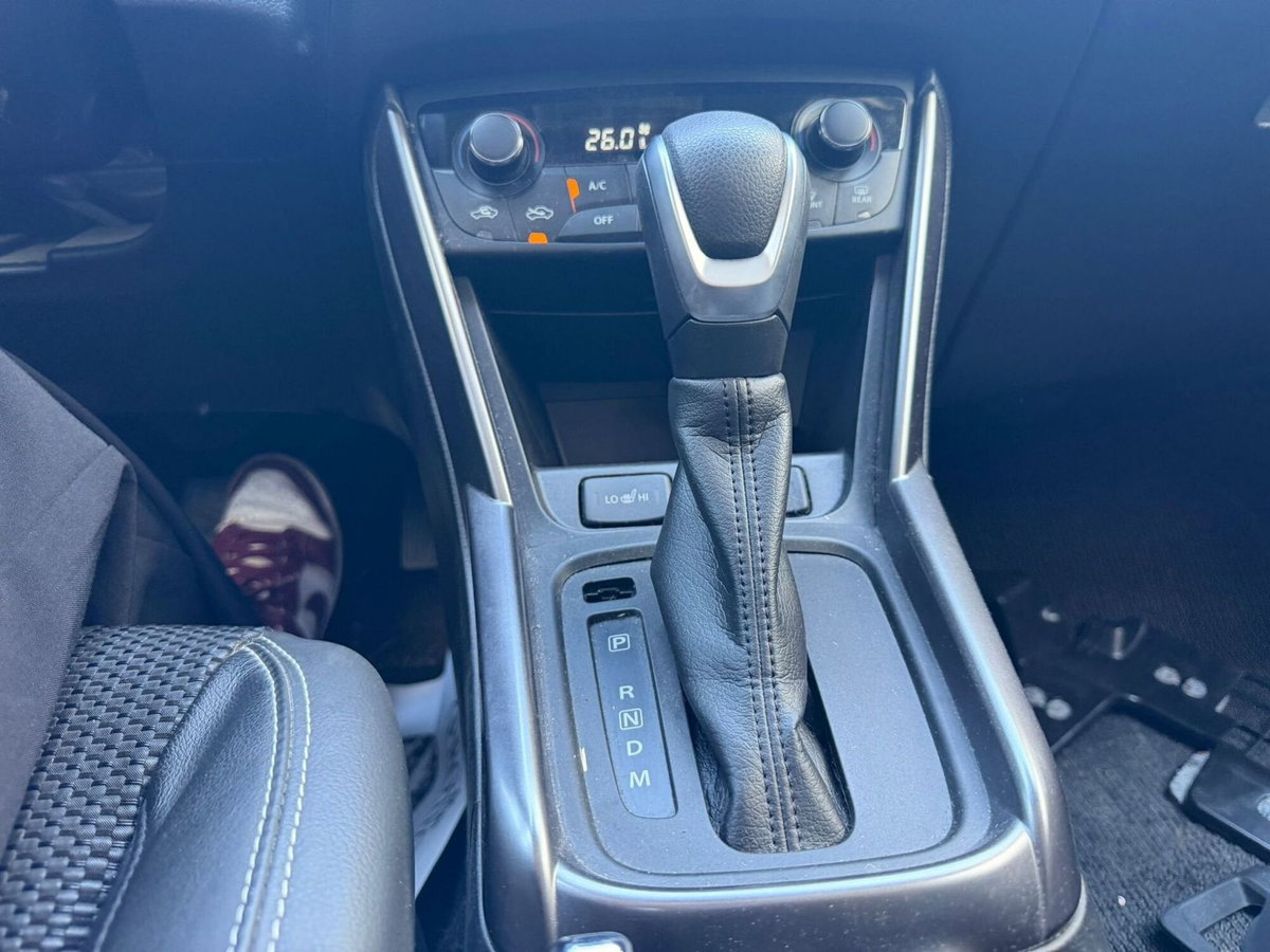 Suzuki S-Cross 1.5h 140v Starview 4wd allgrip at (8)