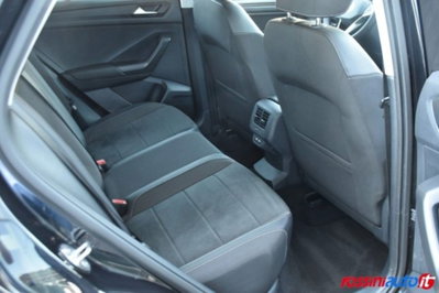 Volkswagen T-Roc 1.5 tsi Style dsg (13)