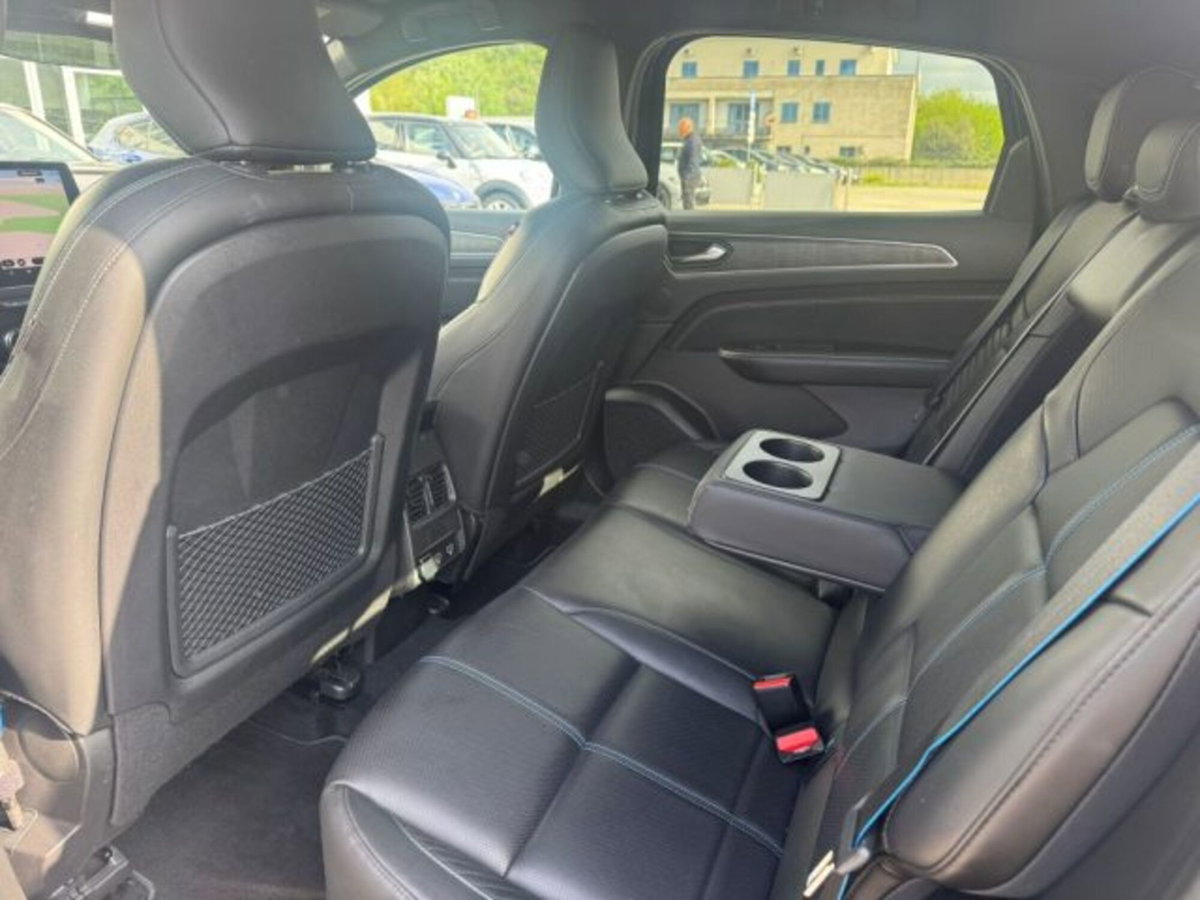 Renault Arkana 1.6 full hybrid Esprit Alpine 145cv (18)