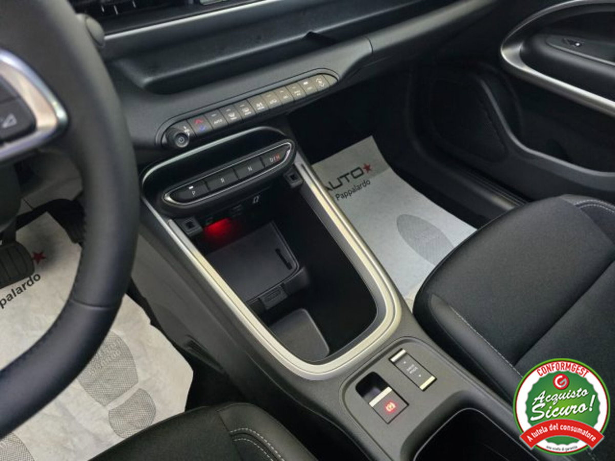 Jeep Avenger 1.2 turbo Summit fwd 100cv (17)