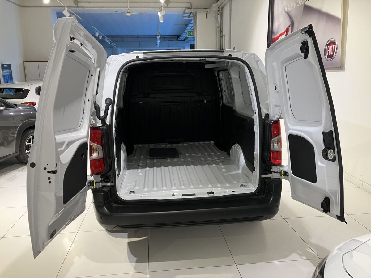 Fiat Doblò Furgone van XL 1.5 diesel 130cv (15)