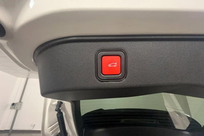 Alfa Romeo Junior 1.2 ibrida Speciale 145cv edct6 (15)
