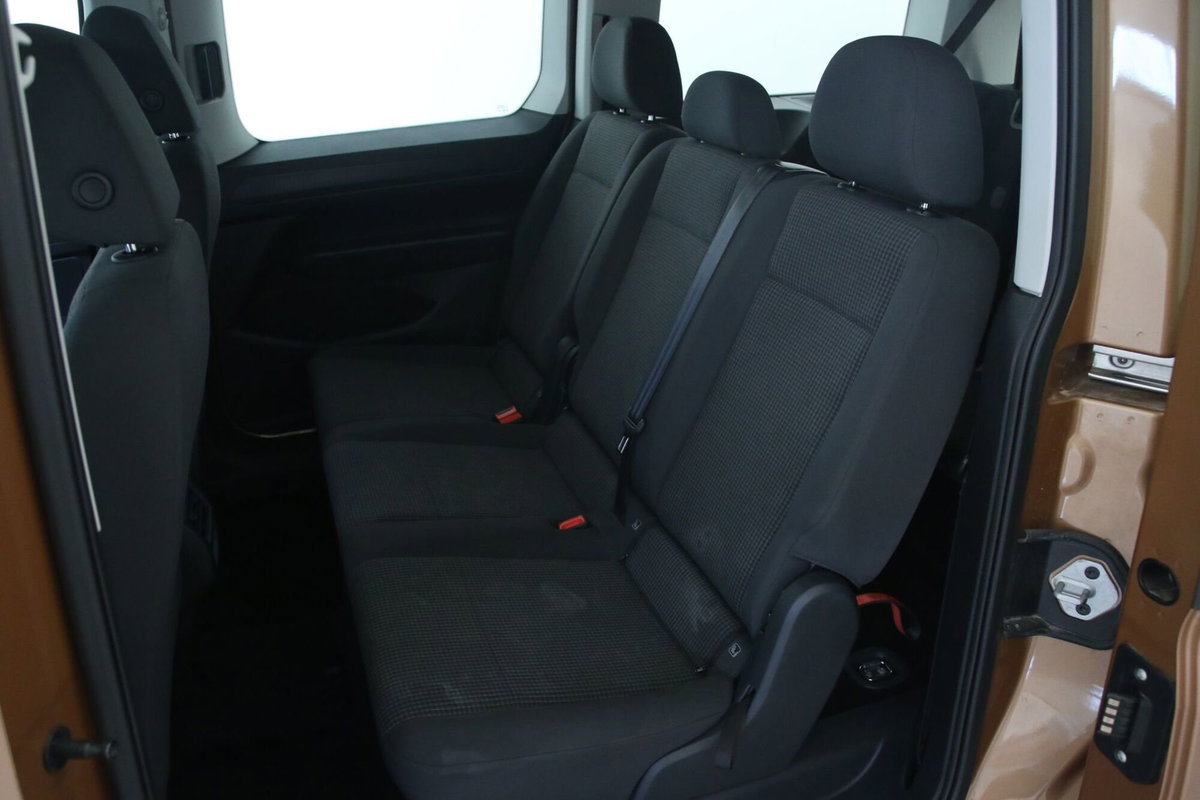 Volkswagen Veicoli Commerciali Caddy maxi 2.0 tdi 122cv 4motion Edition (8)