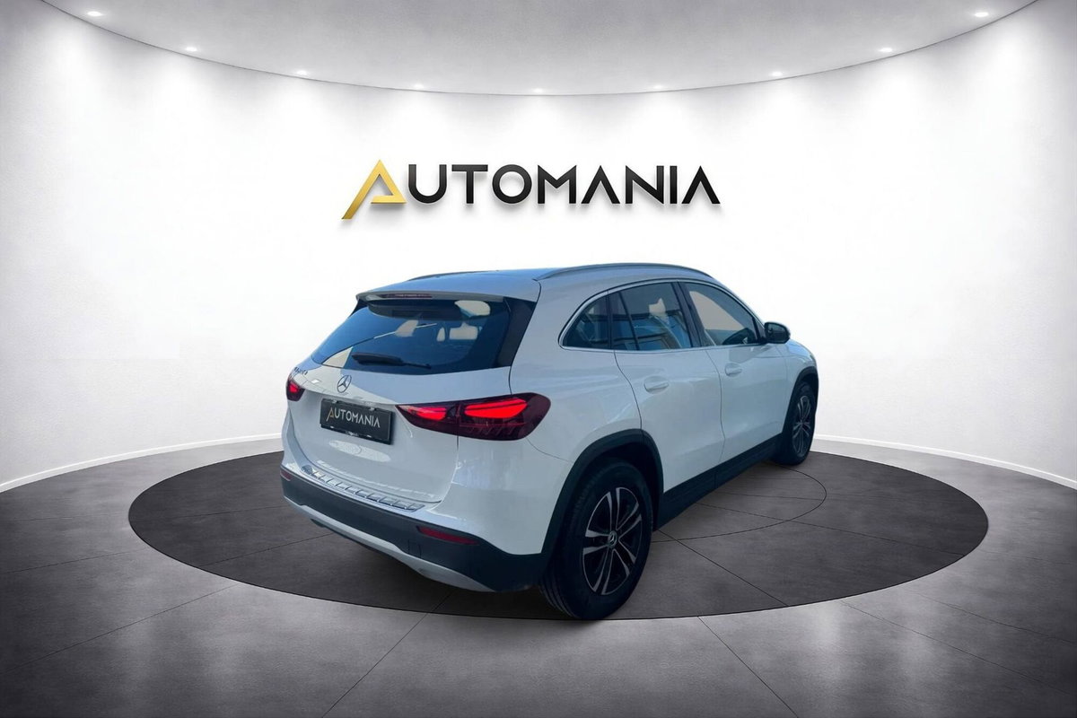 Mercedes-Benz GLA SUV 200 d Progressive Advanced auto (7)