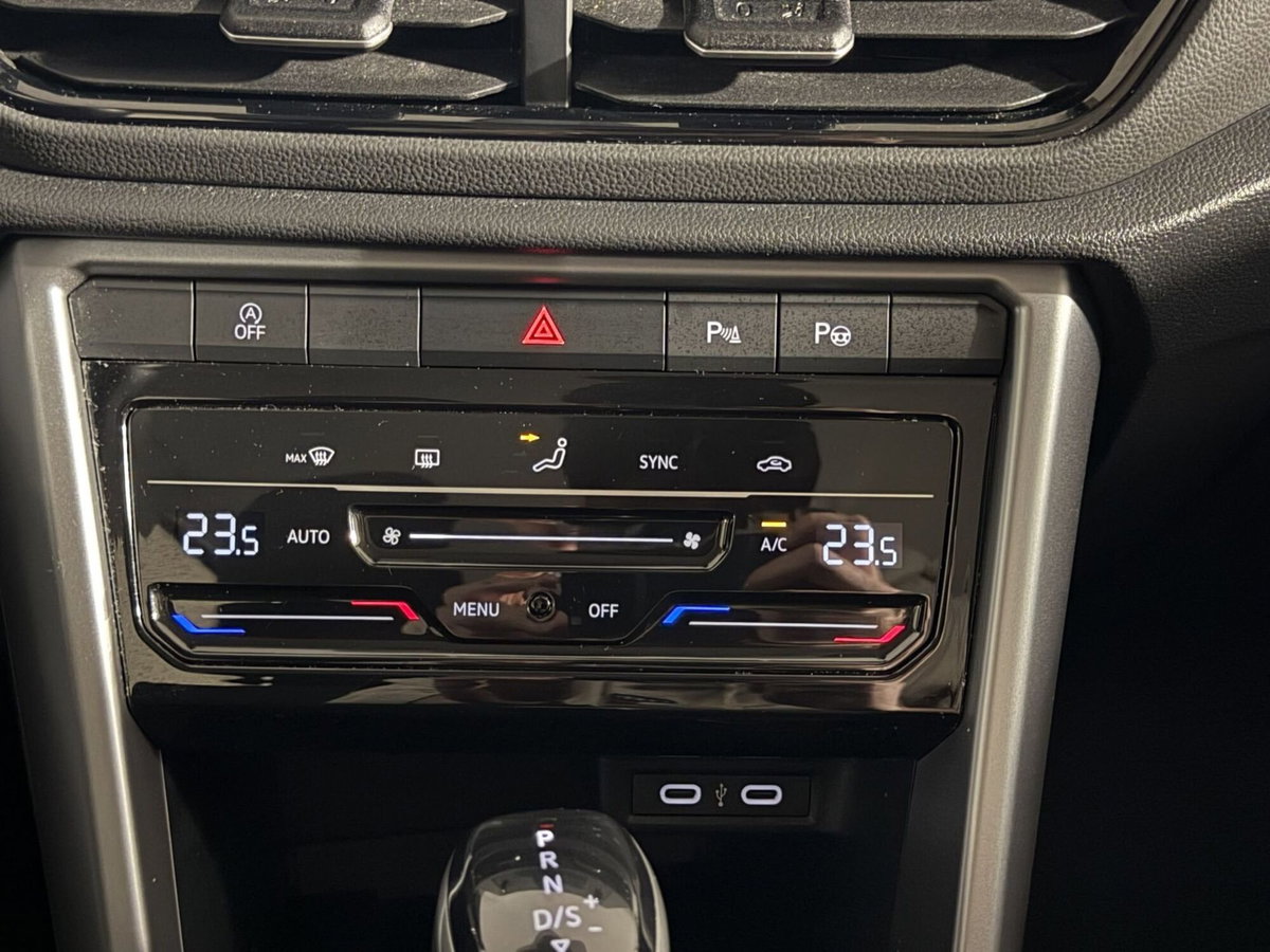 Volkswagen T-Roc 2.0 tdi Life 150cv dsg (15)