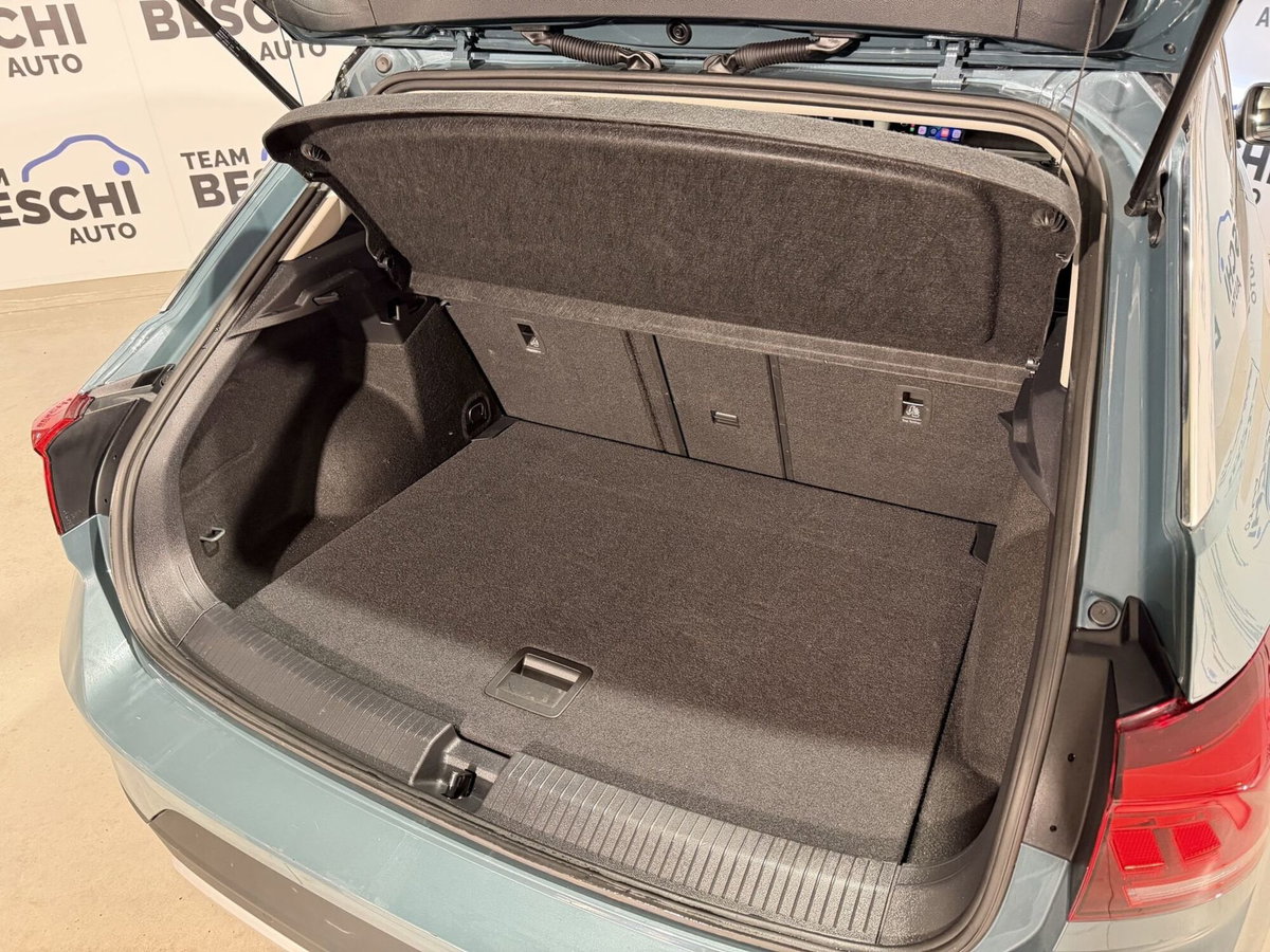 Volkswagen T-Roc 2.0 tdi Life 150cv dsg (9)