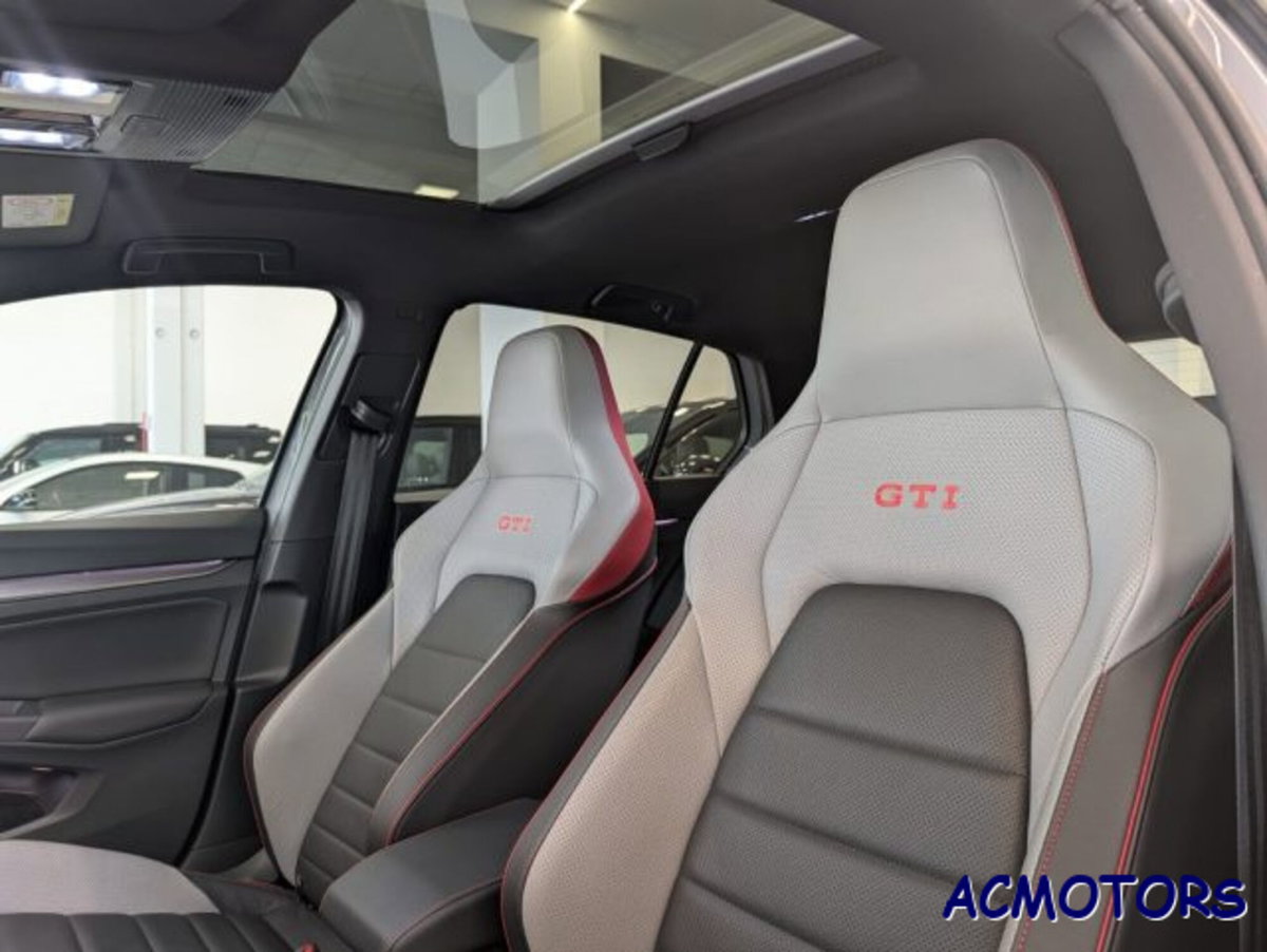 Volkswagen Golf 2.0 tsi GTI 265cv dsg (10)