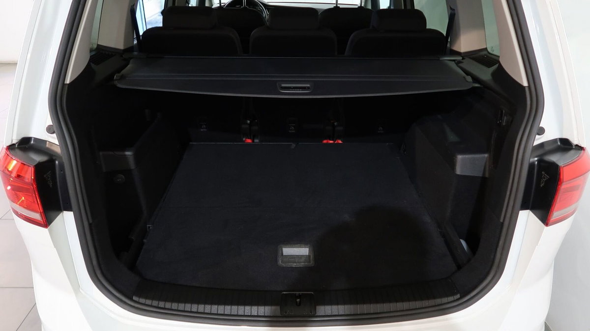 Volkswagen Touran 1.5 tsi Business 150cv dsg (15)