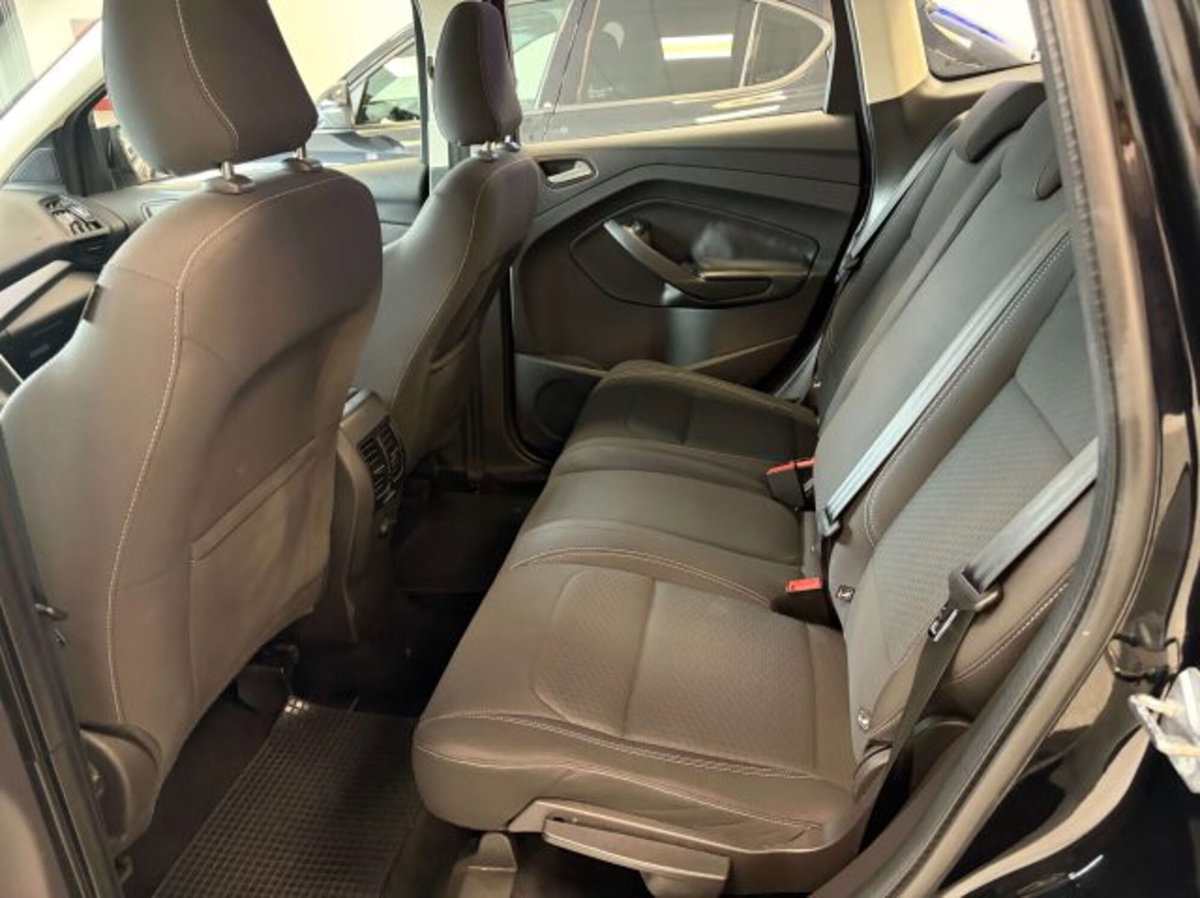 Ford Kuga 2.0 TDCI 120 CV S&S 2WD Business N1 (8)
