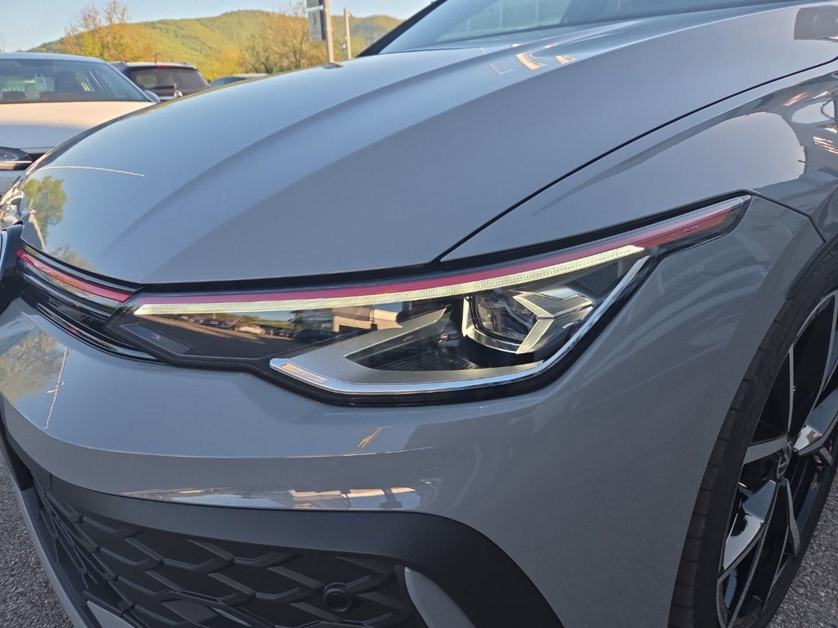 Volkswagen Golf GTI Clubsport 2.0 TSI DSG 5p. BlueMotion Technology (5)