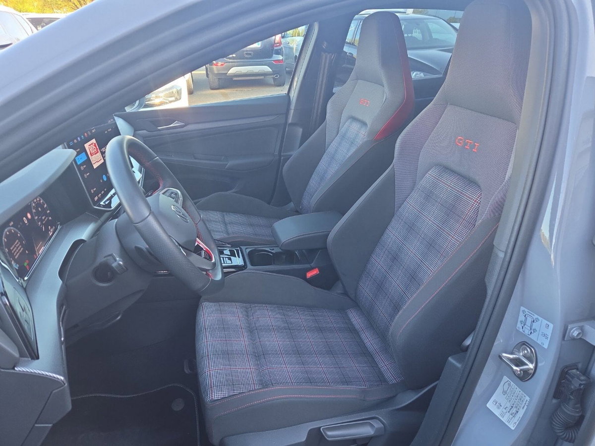 Volkswagen Golf GTI Clubsport 2.0 TSI DSG 5p. BlueMotion Technology (9)