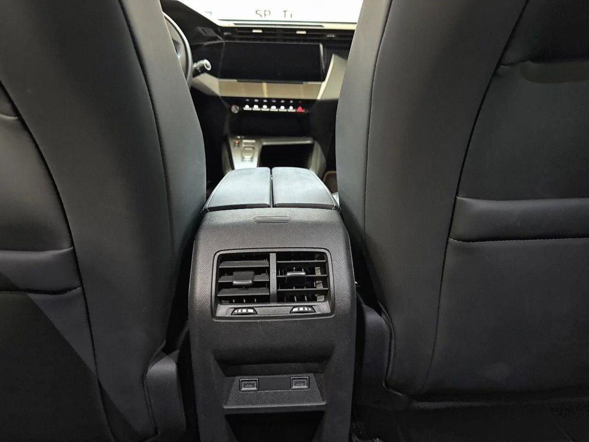 Peugeot 308 SW BlueHDi 130 S&S EAT8 GT Pack (19)