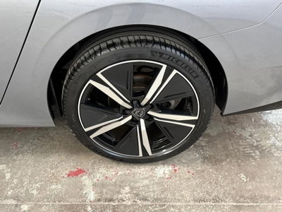 Peugeot 308 SW BlueHDi 130 S&S EAT8 GT Pack (8)