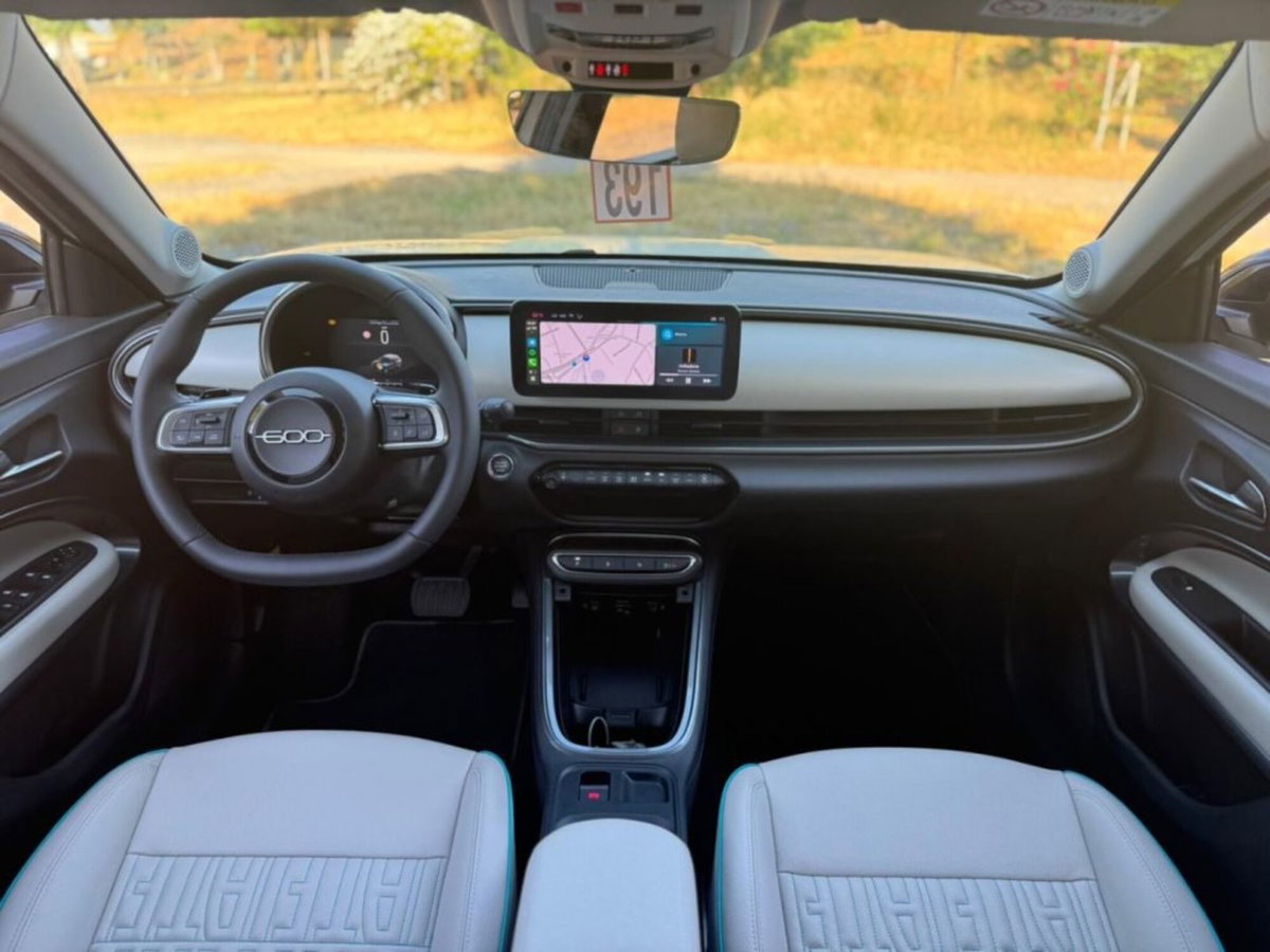 Fiat 600 1.2 La Prima 100cv (9)