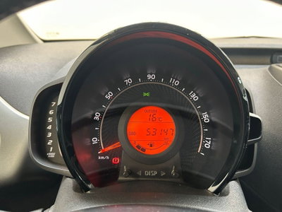 Toyota Aygo 1.0 VVT-i 72 CV 5 porte x-play MMT (10)