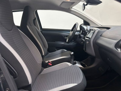 Toyota Aygo 1.0 VVT-i 72 CV 5 porte x-play MMT (7)