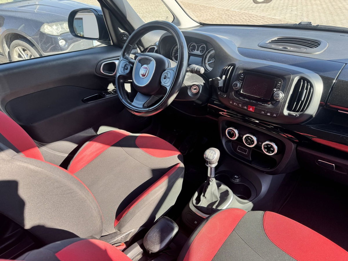Fiat 500L Living 1.6 Multijet 105 CV Lounge (13)