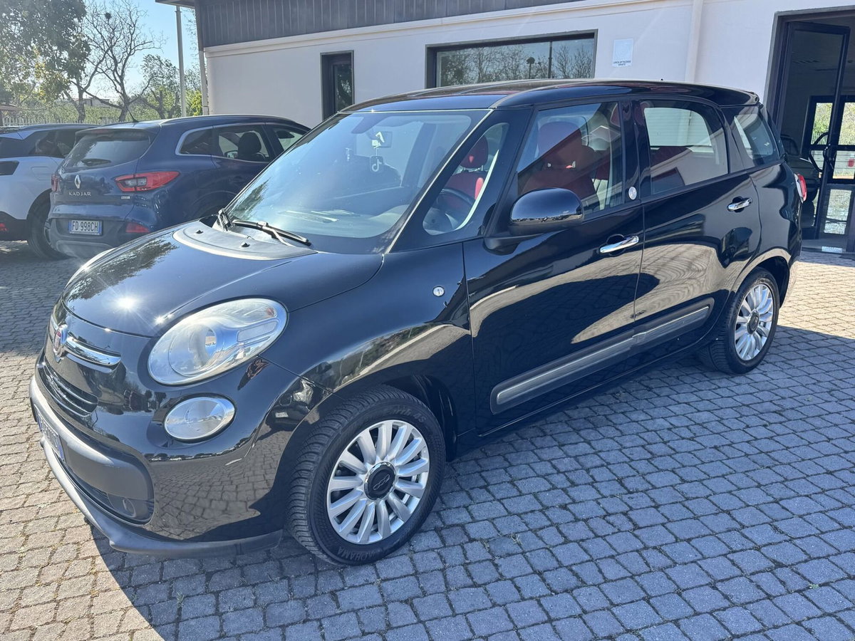 Fiat 500L Living 1.6 Multijet 105 CV Lounge (3)